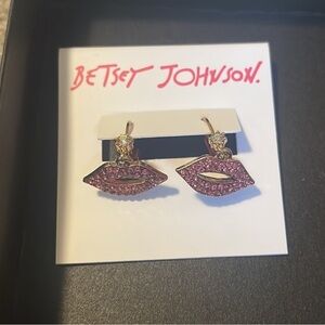 Betsey Johnson Purple Lip Earrings